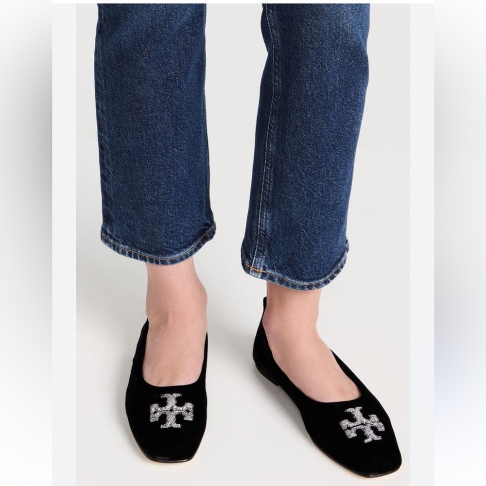 TORY BURCH
Eleanor silver embellished velvet ballet flats black size 
7.5 gently